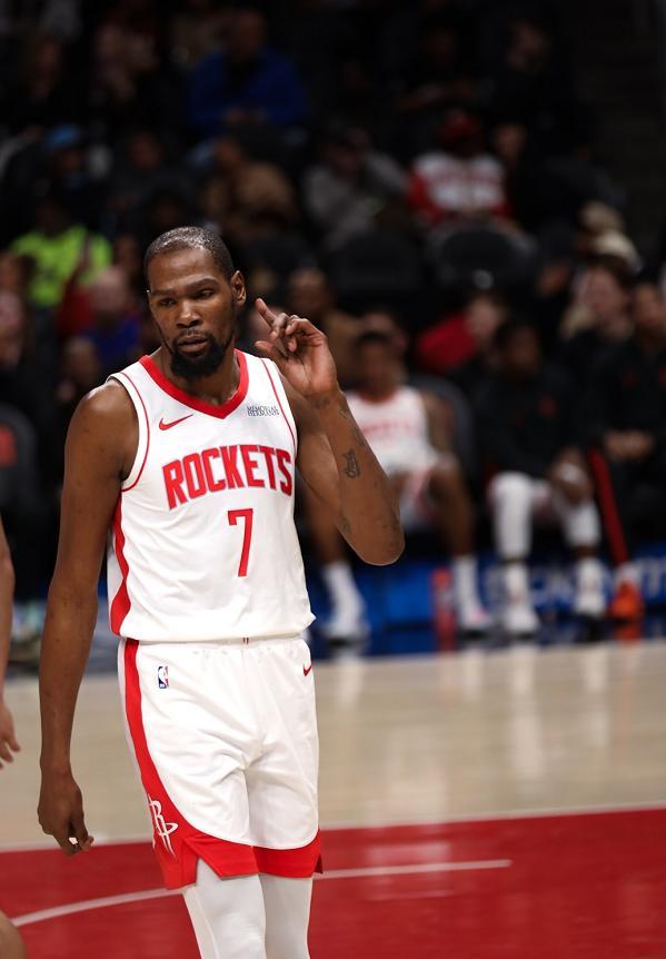 世界杯官网app下载手机版-杜兰特背靠背31+3+5抢断难救主，申京11中3阿门8分，火箭不敌黄蜂